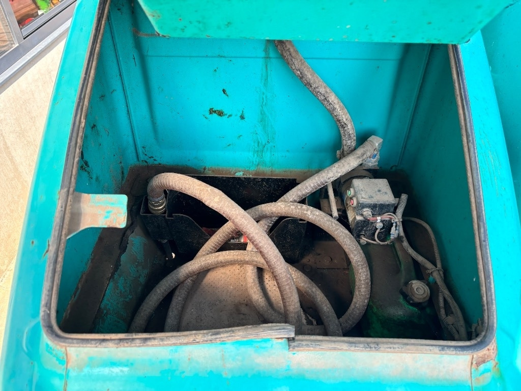 Crawler excavator Kobelco SK 210 LC-9 - SK210 - SK 210: picture 27