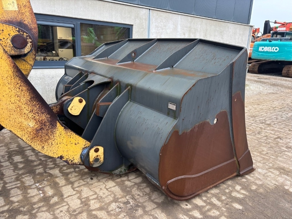 Wheel loader Komatsu WA 480-5 - WA 480-5H - WA470-5 - WA 480: picture 12 Wheel loader Komatsu WA 480-5 - WA 480-5H - WA470-5 - WA 480: picture 12