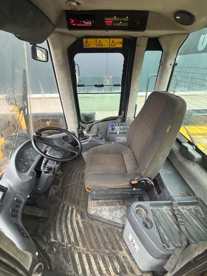 Wheel loader Komatsu WA 480-5 - WA 480-5H - WA470-5 - WA 480: picture 13 Wheel loader Komatsu WA 480-5 - WA 480-5H - WA470-5 - WA 480: picture 13