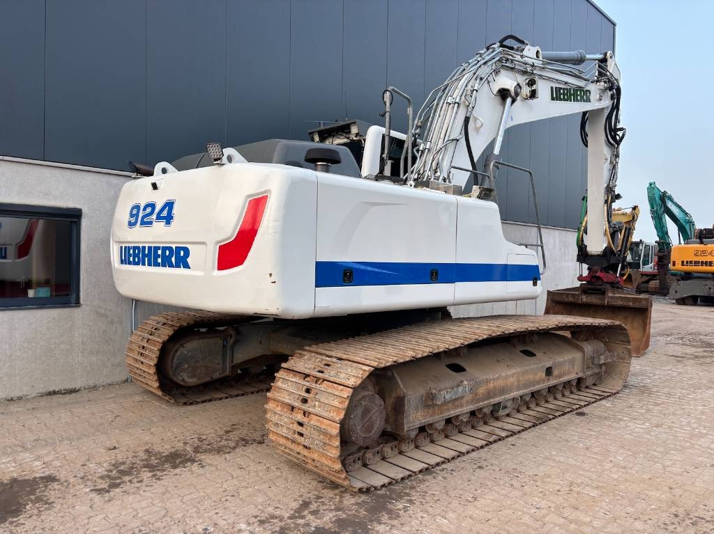 Liebherr R 924 - R924 - R924LC - 922 - 920 - 926 - Material handler: picture 4 Liebherr R 924 - R924 - R924LC - 922 - 920 - 926 - Material handler: picture 4