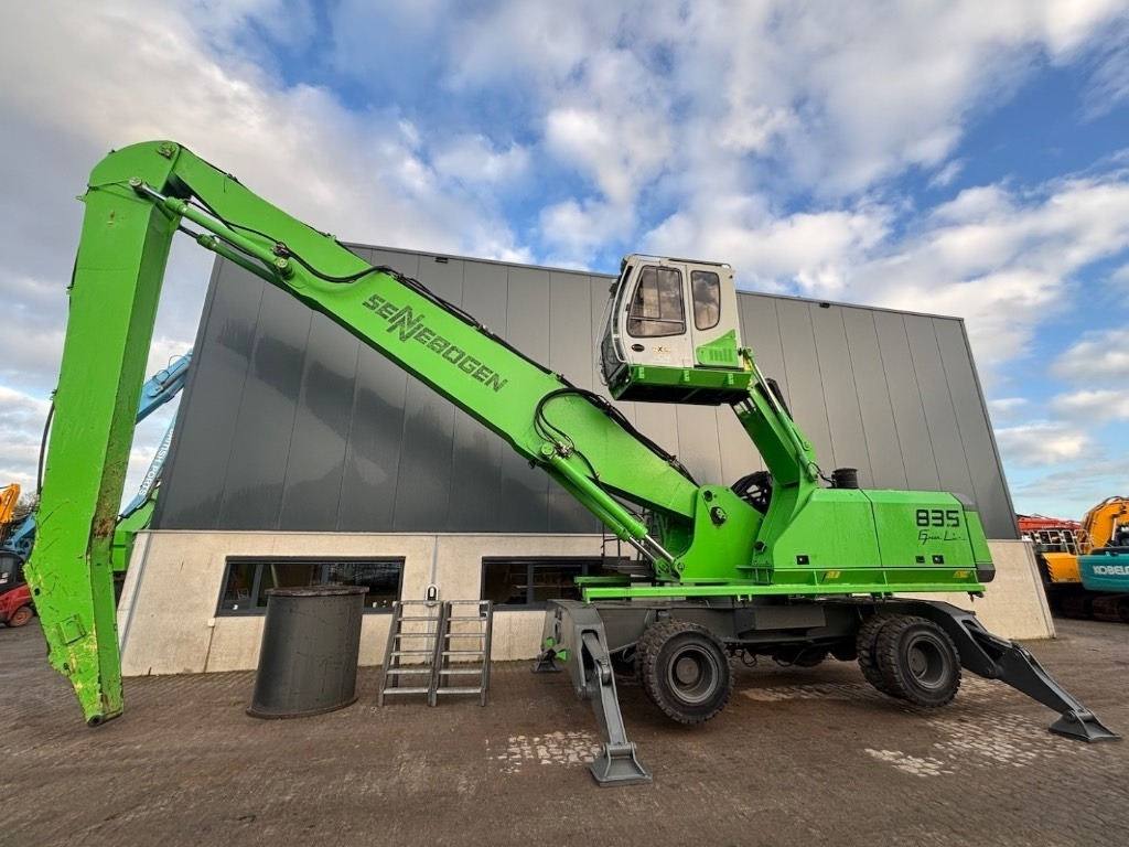 Sennebogen 835 - 835M - with 1.5M Pylon and new engine - Material handler: picture 2 Sennebogen 835 - 835M - with 1.5M Pylon and new engine - Material handler: picture 2