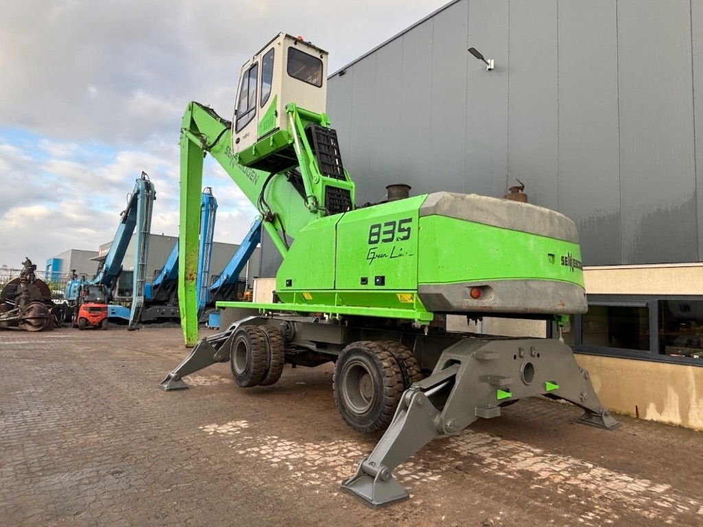 Sennebogen 835 - 835M - with 1.5M Pylon and new engine - Material handler: picture 3 Sennebogen 835 - 835M - with 1.5M Pylon and new engine - Material handler: picture 3