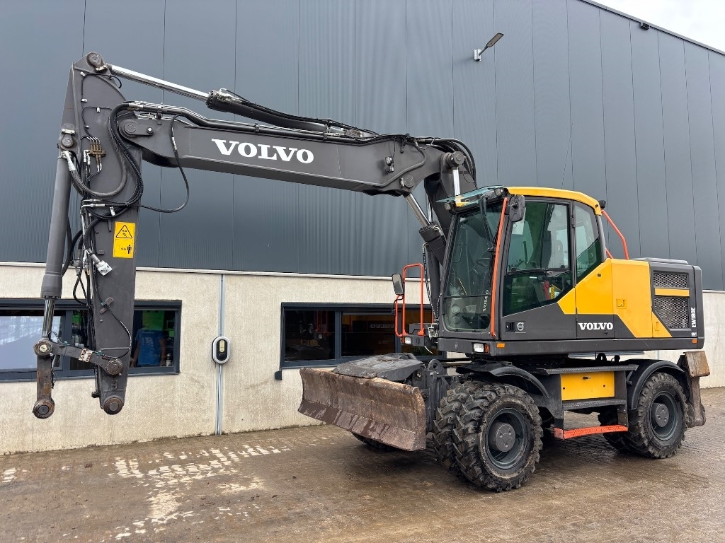 Volvo EW 180 E - EW 200 E - Wheel excavator: picture 1 Volvo EW 180 E - EW 200 E - Wheel excavator: picture 1