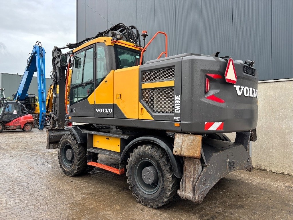 Volvo EW 180 E - EW 200 E - Wheel excavator: picture 3 Volvo EW 180 E - EW 200 E - Wheel excavator: picture 3