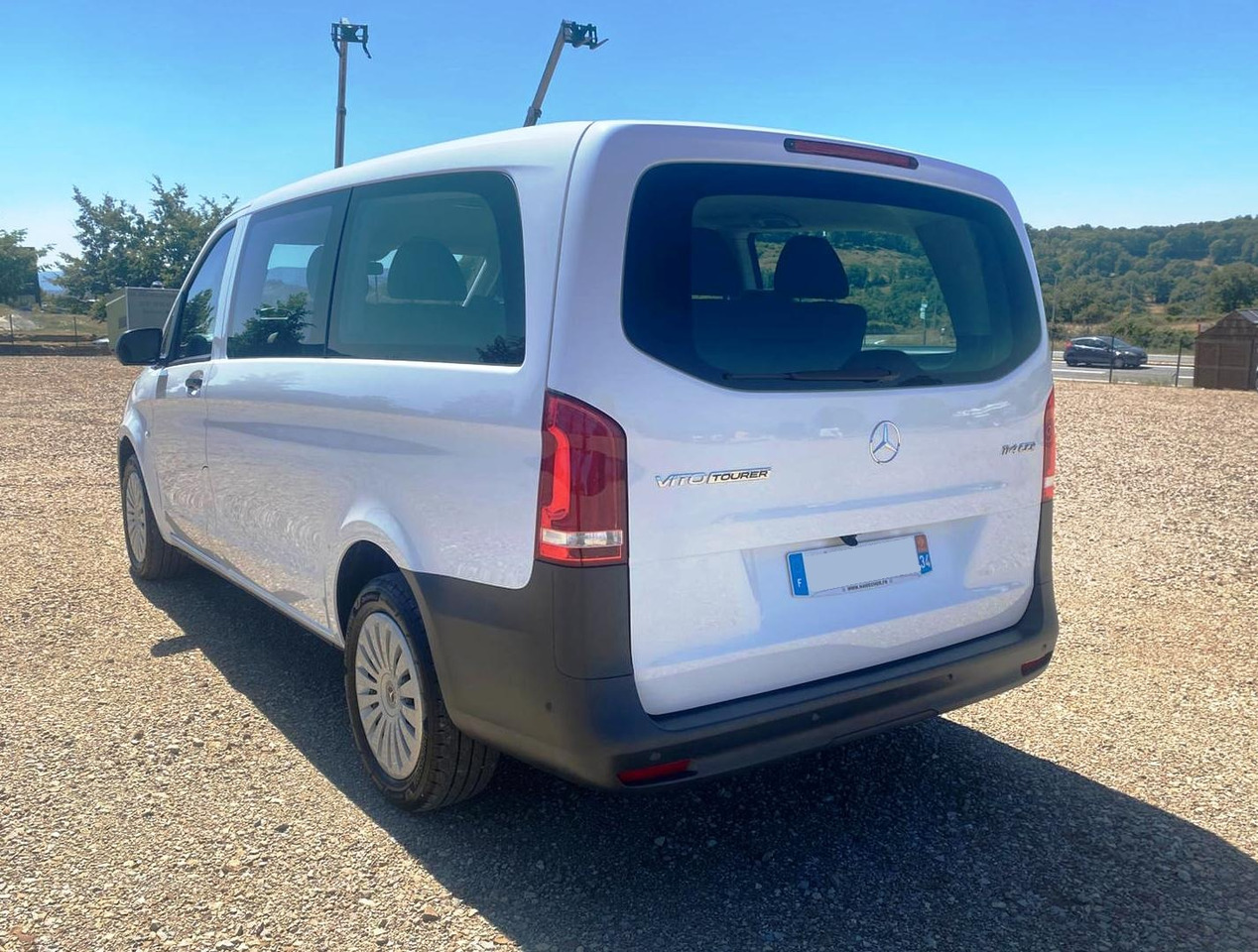 MERCEDES-BENZ Vito Tourer 114 CDI 136 Long Pro 9G-Tronic 8 Places - People carrier: picture 3 MERCEDES-BENZ Vito Tourer 114 CDI 136 Long Pro 9G-Tronic 8 Places - People carrier: picture 3