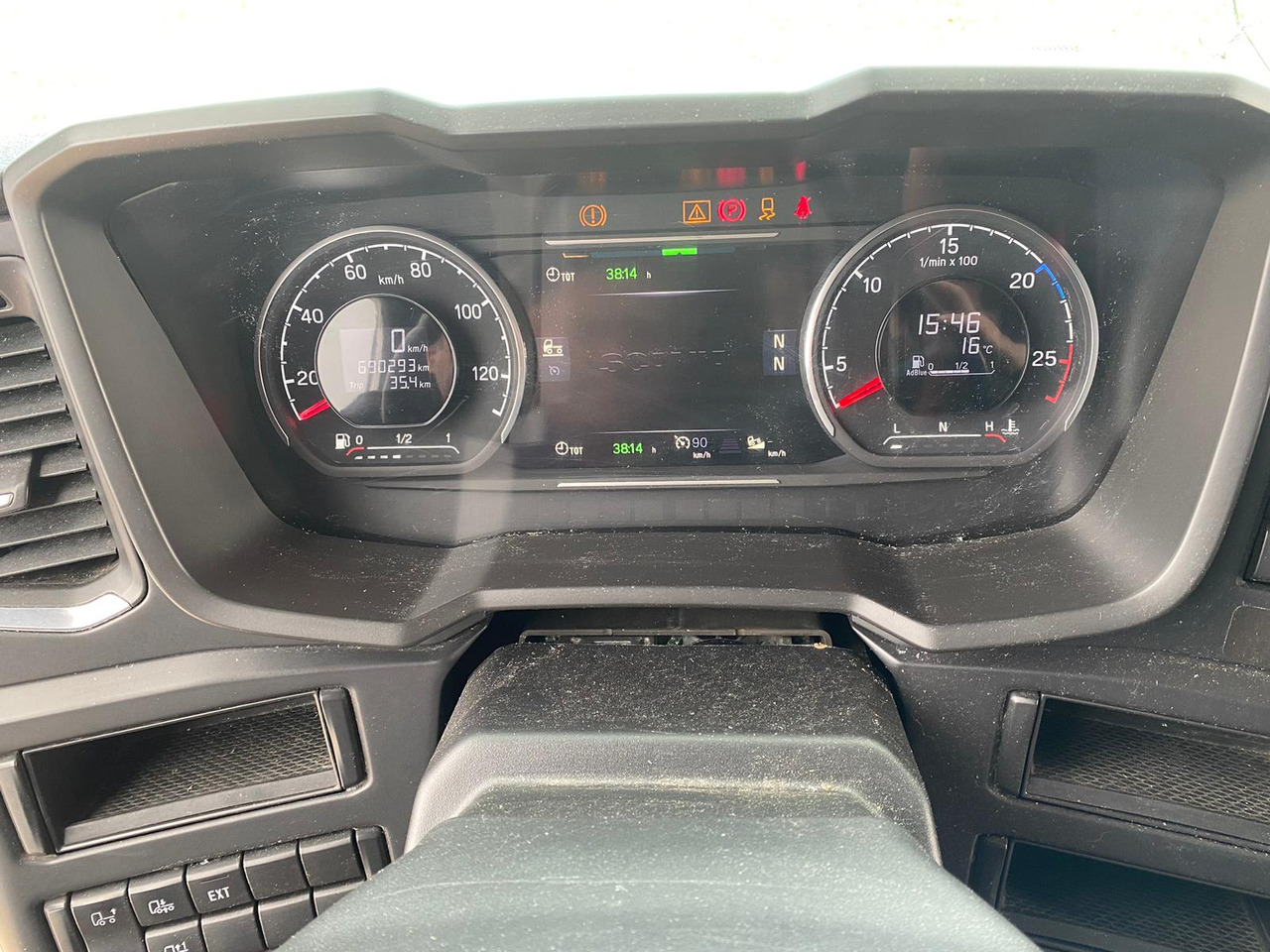 Tractor unit SCANIA R450: picture 17 Tractor unit SCANIA R450: picture 17