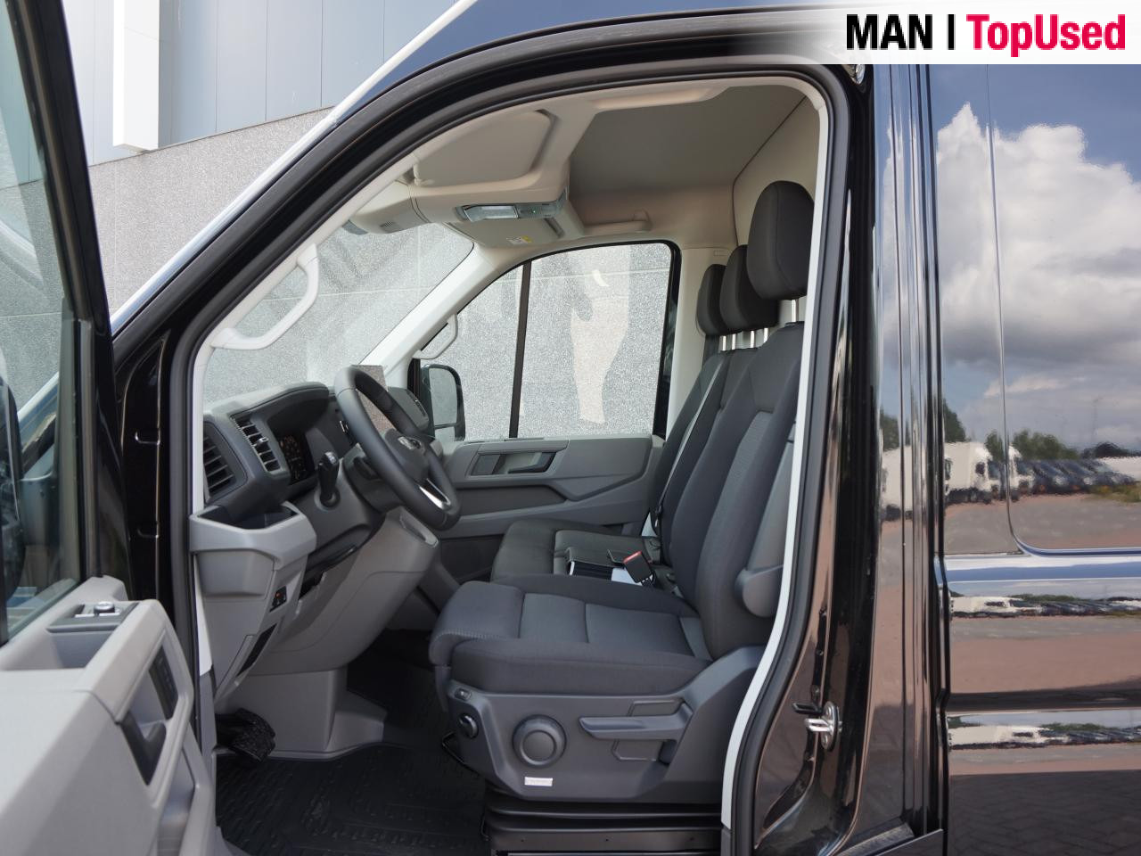 MAN TGE 3.140 4X2F SB / Aut / Facelift / Geen BPM / Na - Panel van: picture 2 MAN TGE 3.140 4X2F SB / Aut / Facelift / Geen BPM / Na - Panel van: picture 2