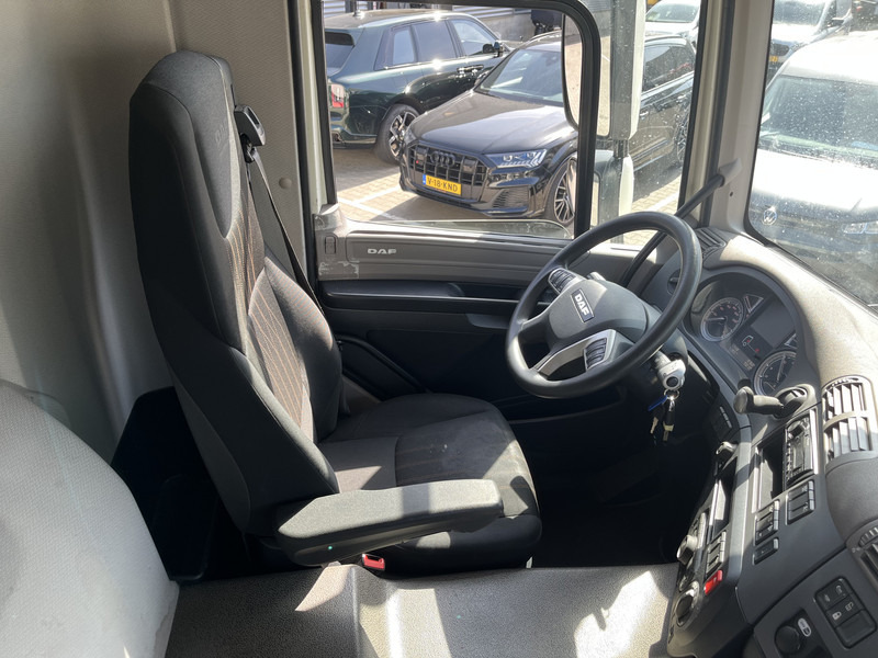 DAF CF 260 FA / 18 Ton / 93 dkm / Box / Laadklep / APK 09-25 - Box truck: picture 3 DAF CF 260 FA / 18 Ton / 93 dkm / Box / Laadklep / APK 09-25 - Box truck: picture 3