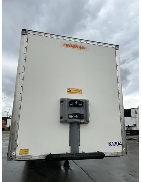 Closed box semi-trailer Fruehauf FSR MD4 / Box / Loadlift 2000 kg / Lift axle: picture 16