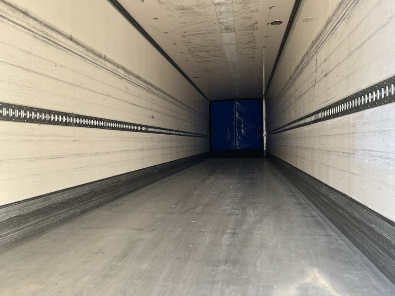 Krone Cool Liner / Carrier Vector 1850 mt / Frigo Box / Loadlift / NL Trailer - Refrigerated semi-trailer: picture 3 Krone Cool Liner / Carrier Vector 1850 mt / Frigo Box / Loadlift / NL Trailer - Refrigerated semi-trailer: picture 3