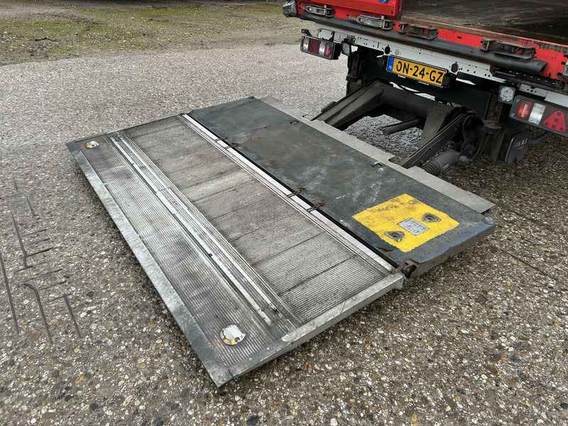 Krone Dry Liner / Box / Loadlift 2000 kg / APK TUV 04-26 - Closed box semi-trailer: picture 5 Krone Dry Liner / Box / Loadlift 2000 kg / APK TUV 04-26 - Closed box semi-trailer: picture 5