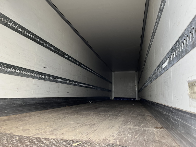 Krone DryLiner / Box / Front Damage / BPW Drum - Closed box semi-trailer: picture 3 Krone DryLiner / Box / Front Damage / BPW Drum - Closed box semi-trailer: picture 3