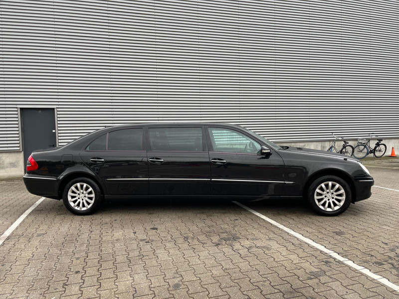 Mercedes-Benz E-Klasse / Limousine / 240 Avantgarde / 4-Matic / 8-pers / APK/TUV 09-2026 / - Saloon car: picture 2 Mercedes-Benz E-Klasse / Limousine / 240 Avantgarde / 4-Matic / 8-pers / APK/TUV 09-2026 / - Saloon car: picture 2