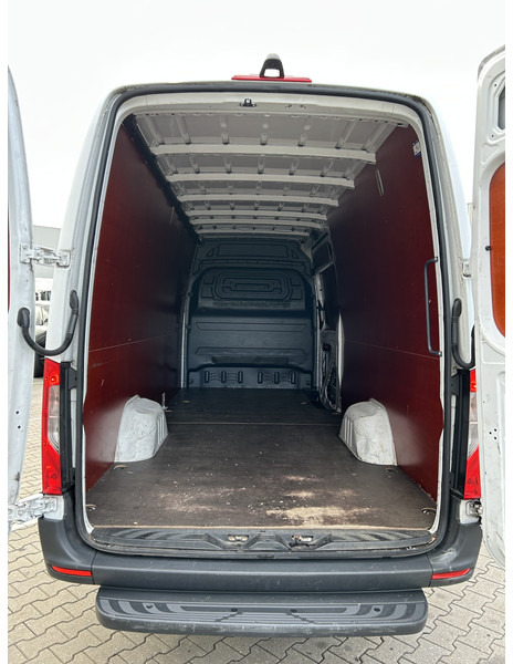 Small van Mercedes-Benz Sprinter 311 2.2 CDI Euro 6D / 130 dkm / L3 H2 / Camera / APK TUV 10-26: picture 8 Small van Mercedes-Benz Sprinter 311 2.2 CDI Euro 6D / 130 dkm / L3 H2 / Camera / APK TUV 10-26: picture 8
