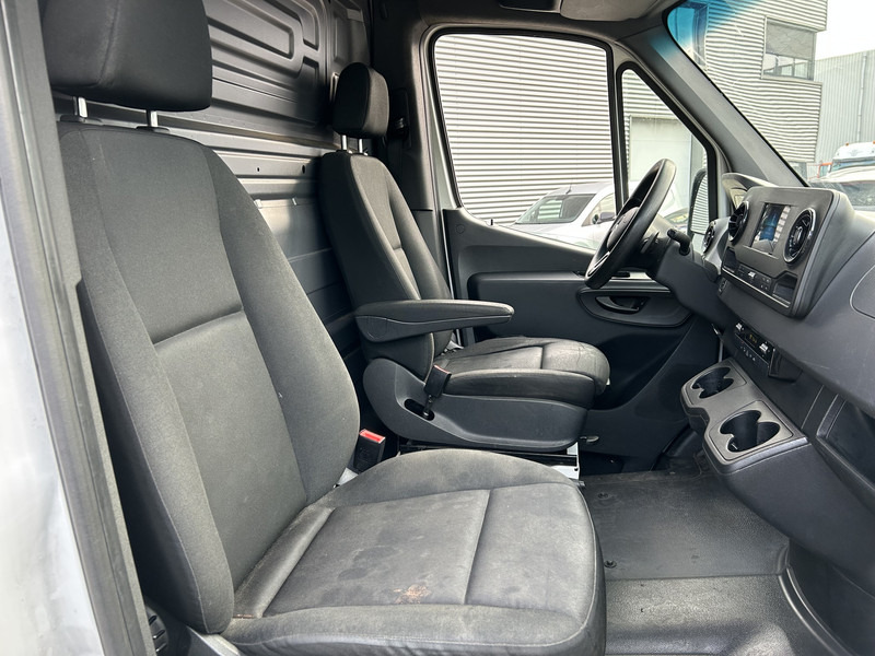 Small van Mercedes-Benz Sprinter 311 2.2 CDI Euro 6D / 130 dkm / L3 H2 / Camera / APK TUV 10-26: picture 7 Small van Mercedes-Benz Sprinter 311 2.2 CDI Euro 6D / 130 dkm / L3 H2 / Camera / APK TUV 10-26: picture 7