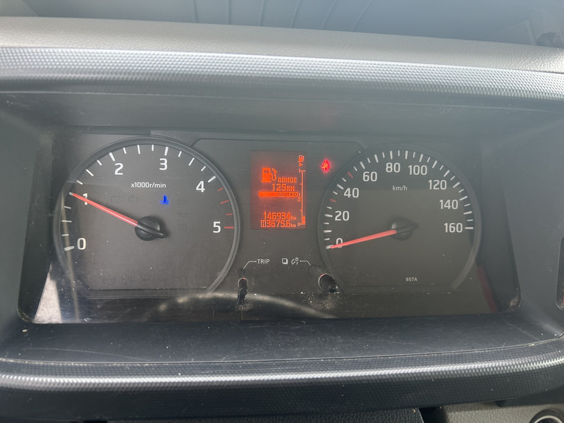 Nissan Cabstar NT400 / Duo Temp Frigo -30 gr / 146 dkm / Blad - Blad / APK TUV 03-26 - Refrigerated delivery van: picture 4 Nissan Cabstar NT400 / Duo Temp Frigo -30 gr / 146 dkm / Blad - Blad / APK TUV 03-26 - Refrigerated delivery van: picture 4