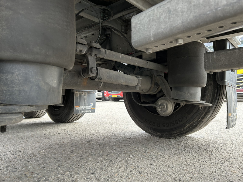 Curtainsider semi-trailer Schmitz Cargobull SCB S3T / Schuifzeil / Kooi Aap / Lift + Stuuras / APK 05-26: picture 13 Curtainsider semi-trailer Schmitz Cargobull SCB S3T / Schuifzeil / Kooi Aap / Lift + Stuuras / APK 05-26: picture 13