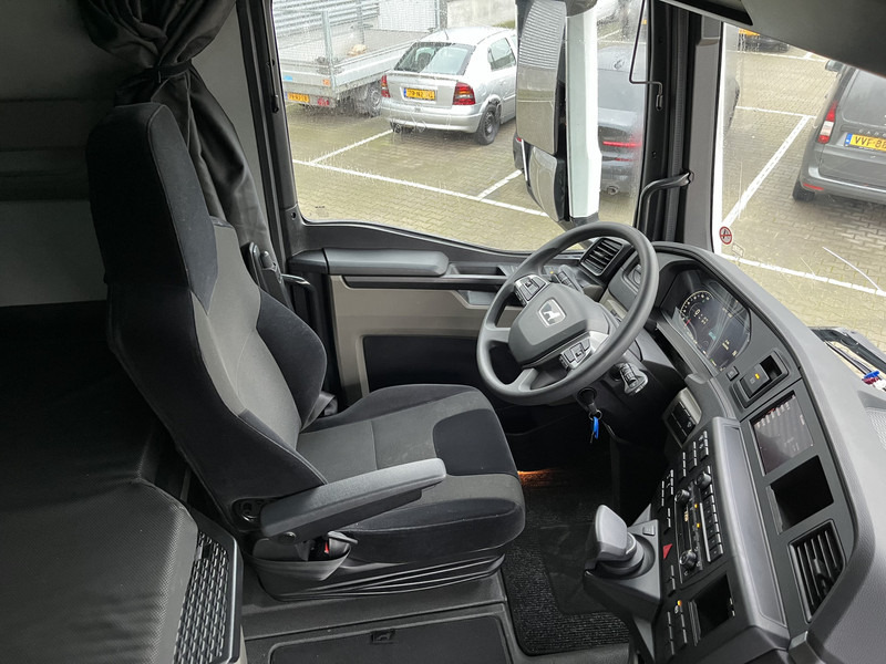 MAN TGX 18.510 GX / 2 Tanks / Full LED / APK TUV 02-26 - Tractor unit: picture 3 MAN TGX 18.510 GX / 2 Tanks / Full LED / APK TUV 02-26 - Tractor unit: picture 3
