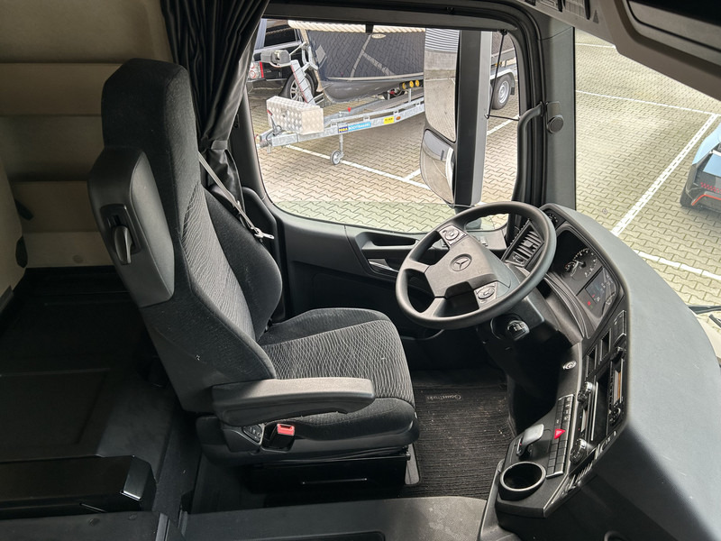 Mercedes-Benz Actros F 1836 Streamspace LS / New Tacho V2 / Euro 6 E / APK TUV 08-26 - Tractor unit: picture 3 Mercedes-Benz Actros F 1836 Streamspace LS / New Tacho V2 / Euro 6 E / APK TUV 08-26 - Tractor unit: picture 3