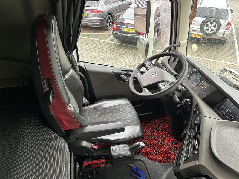 Volvo FH 500 Globetrotter / 597 dkm / Euro 6D / VEB+ / 2 Tanks - Tractor unit: picture 3 Volvo FH 500 Globetrotter / 597 dkm / Euro 6D / VEB+ / 2 Tanks - Tractor unit: picture 3