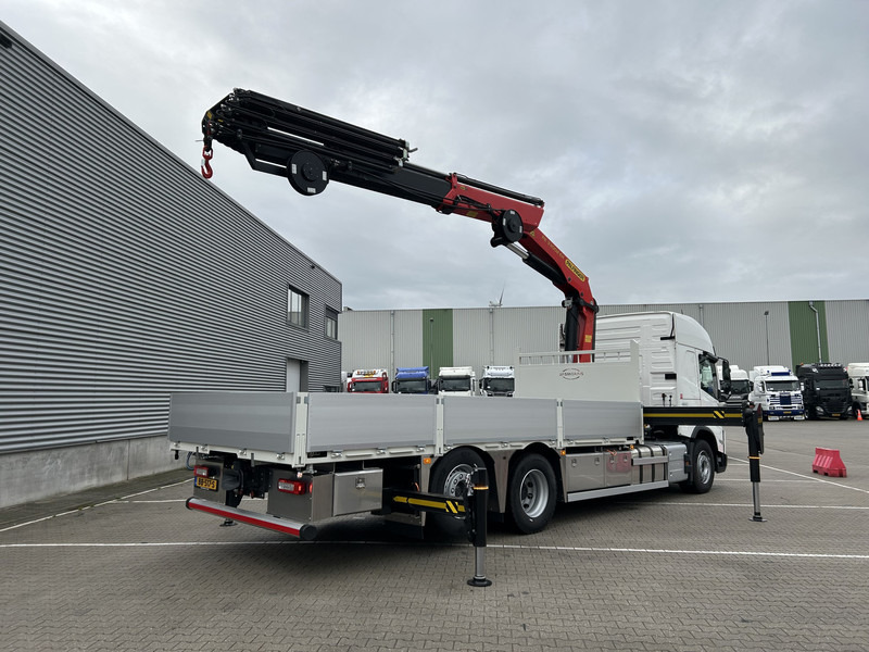 Volvo FMX 460 Globetrotter / Palfinger Kraan / Te Huur -> Bel 013-7200971 - Crane truck: picture 3 Volvo FMX 460 Globetrotter / Palfinger Kraan / Te Huur -> Bel 013-7200971 - Crane truck: picture 3