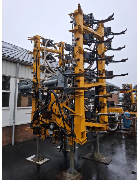 Bouwlandbemester HT8250 - Manure spreader: picture 1 Bouwlandbemester HT8250 - Manure spreader: picture 1