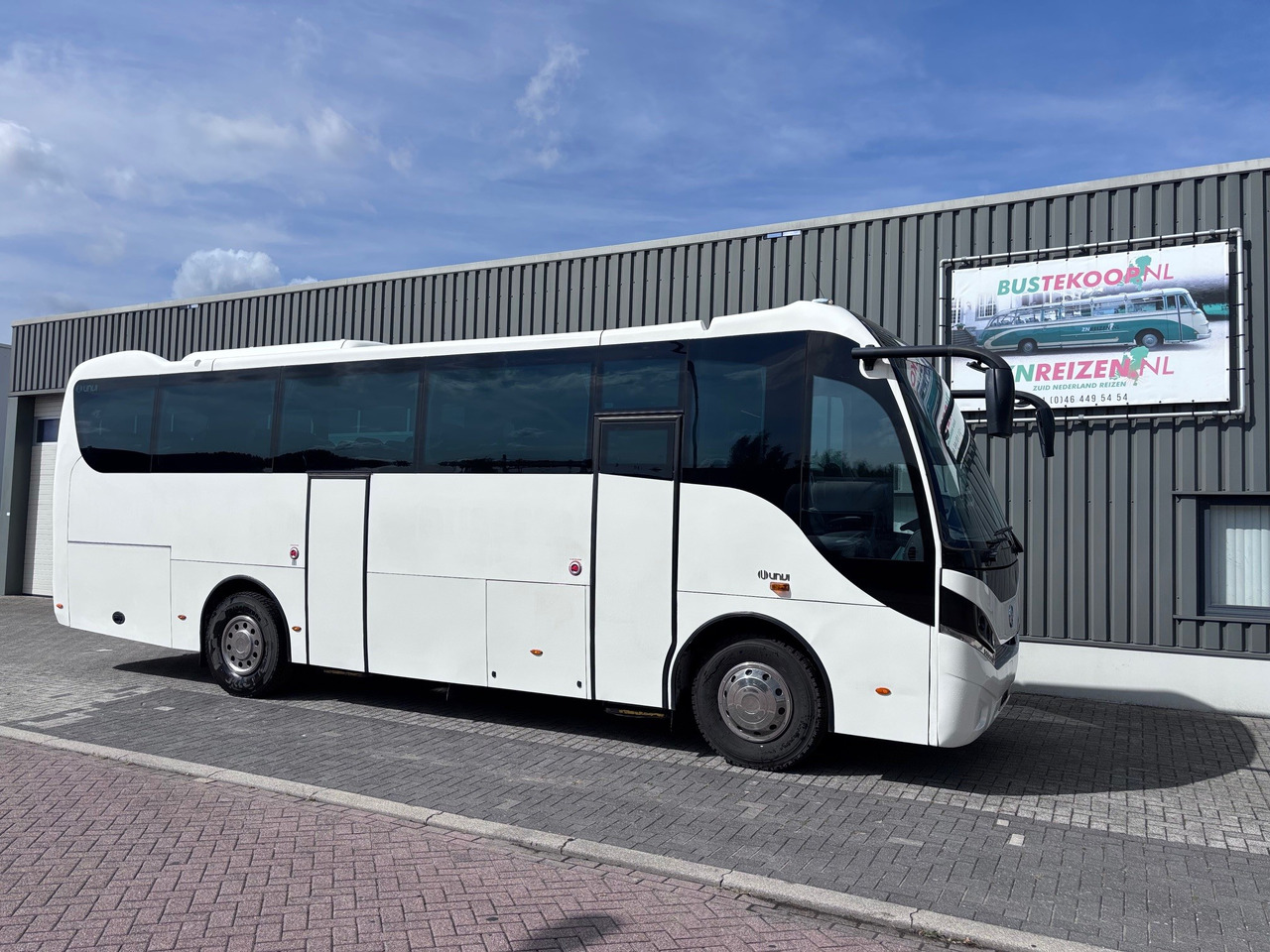 Mercedes ATEGO 1530 Touring GT / UNVI - Coach: picture 1 Mercedes ATEGO 1530 Touring GT / UNVI - Coach: picture 1