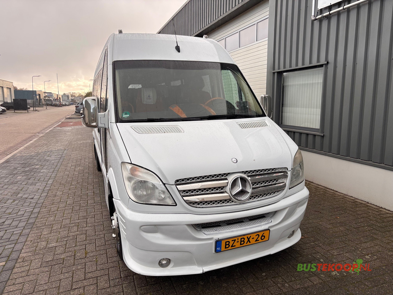 Mercedes Sprinter 519 CDI - Minibus, People carrier: picture 2 Mercedes Sprinter 519 CDI - Minibus, People carrier: picture 2