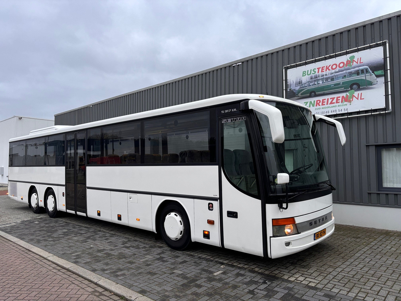 SETRA S317UL met 63 pl. en airconditioning S317GT - Coach: picture 1 SETRA S317UL met 63 pl. en airconditioning S317GT - Coach: picture 1