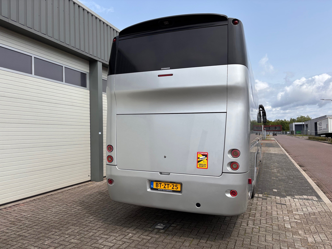 VDL Bova MHD 122.410 - Suburban bus: picture 5 VDL Bova MHD 122.410 - Suburban bus: picture 5