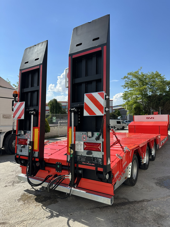 New Low loader semi-trailer GVN Trailer 3 AXLE HYDRAULIC PLATFORM LOWBED: picture 13
