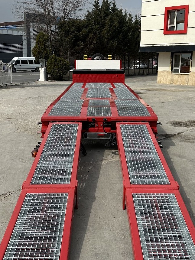 New Low loader semi-trailer GVN Trailer 3 AXLE HYDRAULIC PLATFORM LOWBED: picture 23