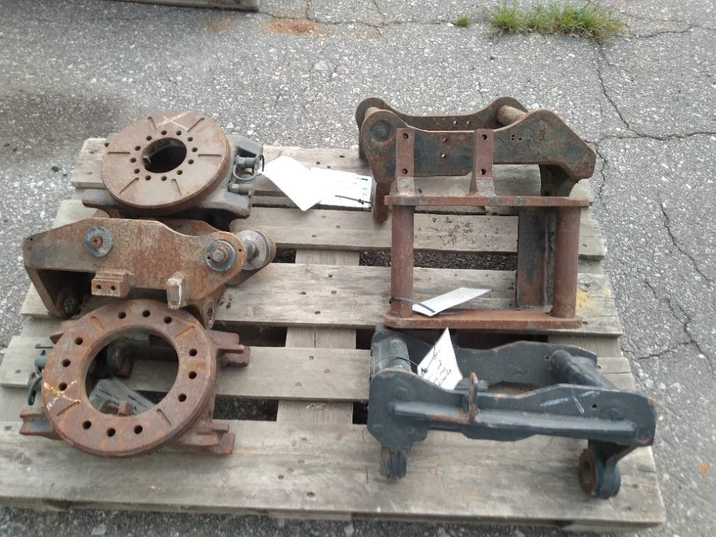 Engcon varaosia - Attachment for Construction machinery: picture 1 Engcon varaosia - Attachment for Construction machinery: picture 1