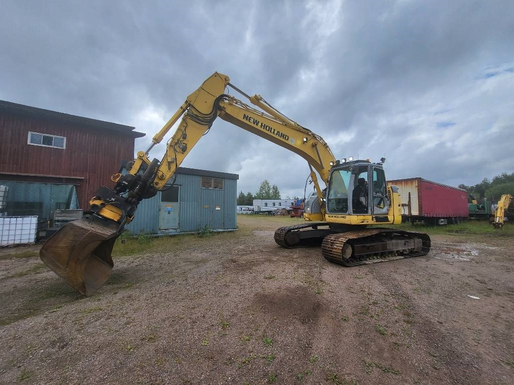 New Holland Kobelco E 235 B SR-2 - Crawler excavator: picture 1 New Holland Kobelco E 235 B SR-2 - Crawler excavator: picture 1
