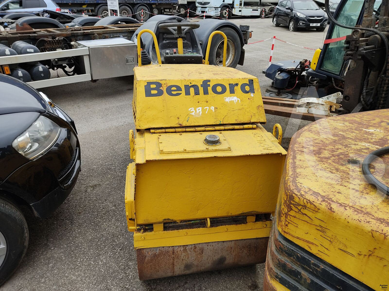 Benford  - Roller: picture 4 Benford  - Roller: picture 4
