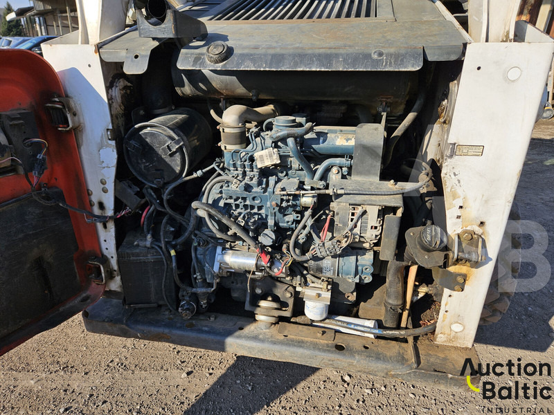 Skid steer loader Bobcat S 650: picture 15