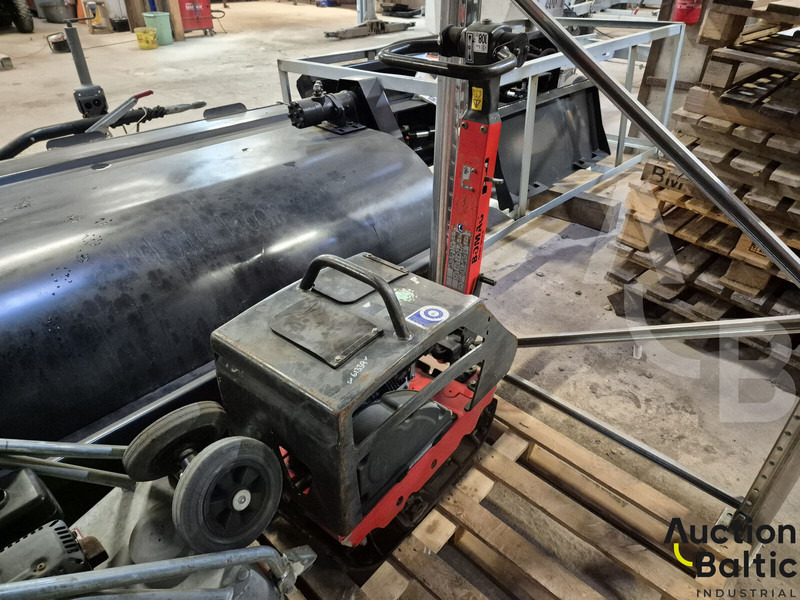 Bomag BPR 25/40 - Plate compactor: picture 1 Bomag BPR 25/40 - Plate compactor: picture 1