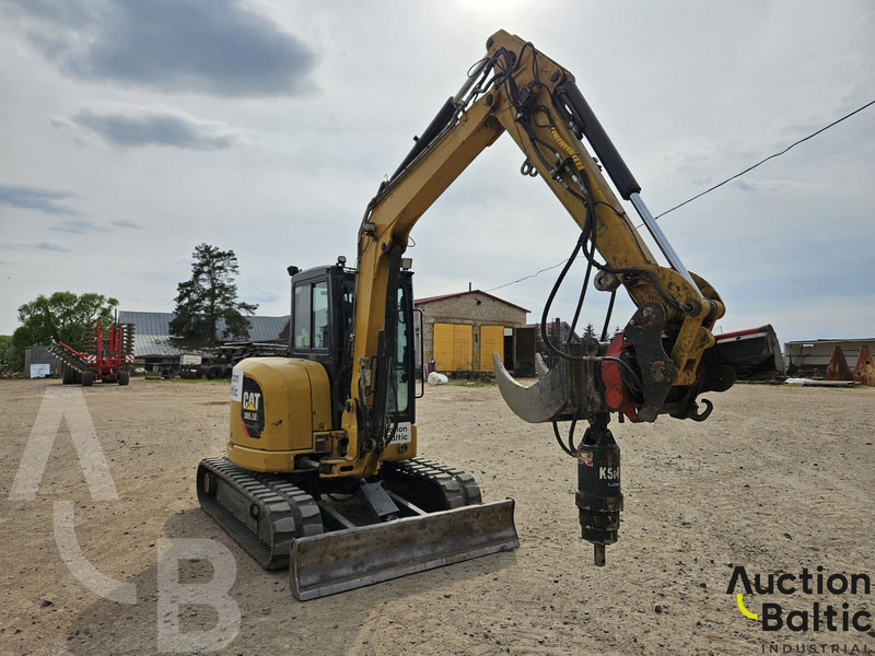 Caterpillar 305.5E2CR - Mini excavator: picture 2 Caterpillar 305.5E2CR - Mini excavator: picture 2