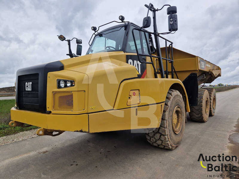 Caterpillar 735C - Articulated dump truck: picture 2 Caterpillar 735C - Articulated dump truck: picture 2