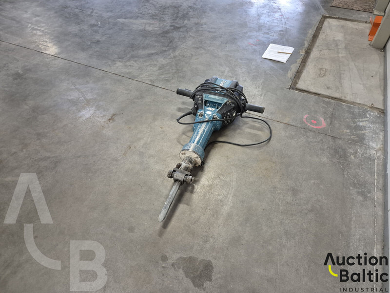 Makita HM1812 - Construction machinery: picture 2 Makita HM1812 - Construction machinery: picture 2