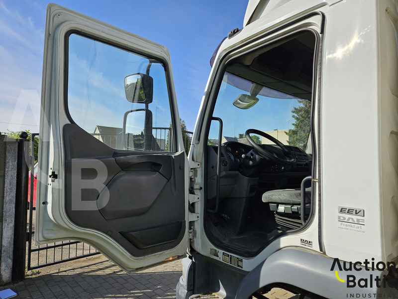 DAF 45.160 - Curtain side truck: picture 5 DAF 45.160 - Curtain side truck: picture 5