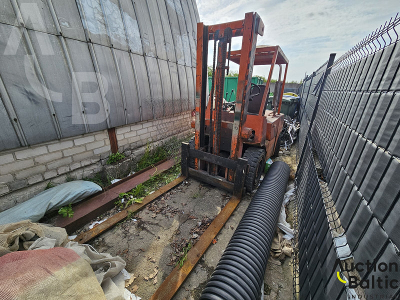 FORKLIFT - Forklift: picture 1 FORKLIFT - Forklift: picture 1