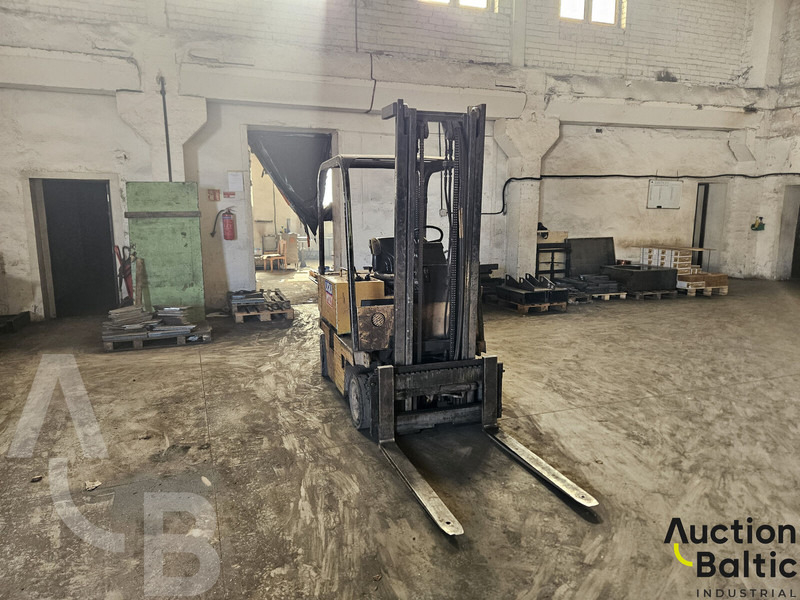 FORKLIFT - Forklift: picture 3 FORKLIFT - Forklift: picture 3