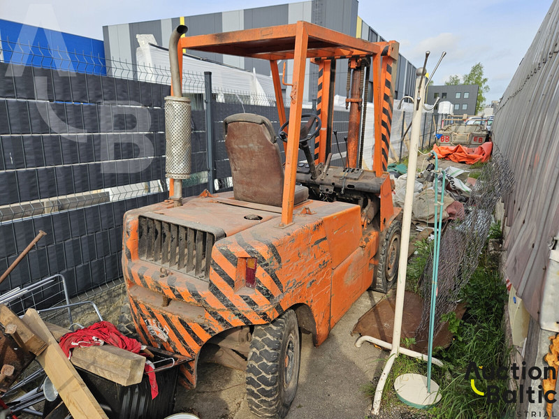 FORKLIFT - Forklift: picture 3 FORKLIFT - Forklift: picture 3