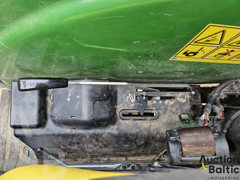 Farm tractor John Deere 4049 M: picture 9 Farm tractor John Deere 4049 M: picture 9