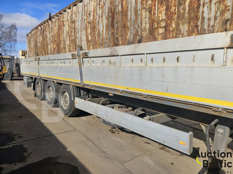 Krone SD - Curtainsider semi-trailer: picture 5 Krone SD - Curtainsider semi-trailer: picture 5
