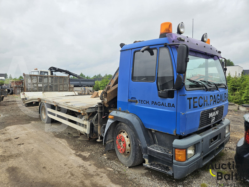 MAN 14.224 - Tow truck: picture 2 MAN 14.224 - Tow truck: picture 2