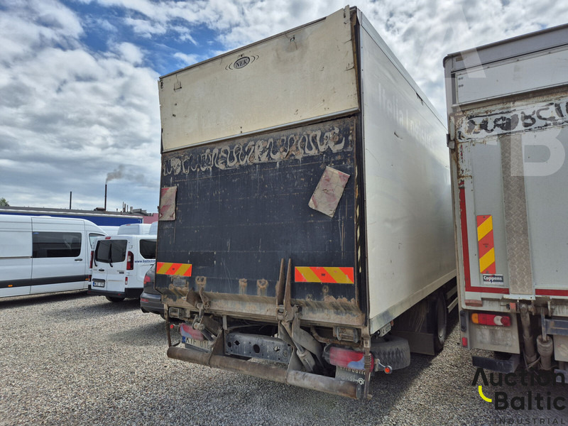 MAN 18.290 - Box truck: picture 3 MAN 18.290 - Box truck: picture 3