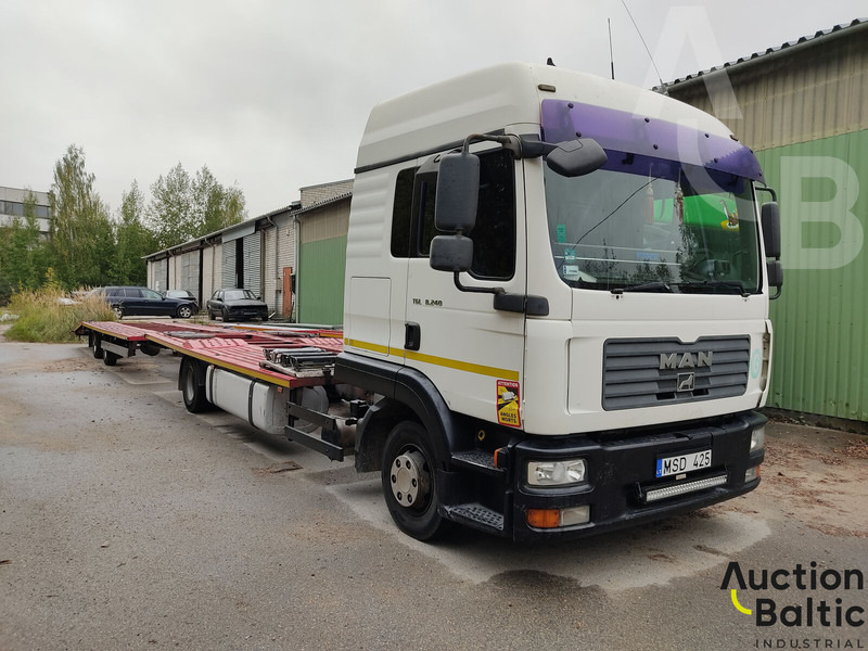MAN TGL8.240 - Car transporter truck: picture 1 MAN TGL8.240 - Car transporter truck: picture 1