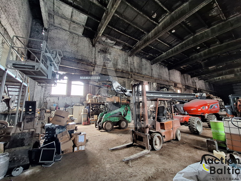 Manitou 280 TJ - Articulated boom lift: picture 4 Manitou 280 TJ - Articulated boom lift: picture 4